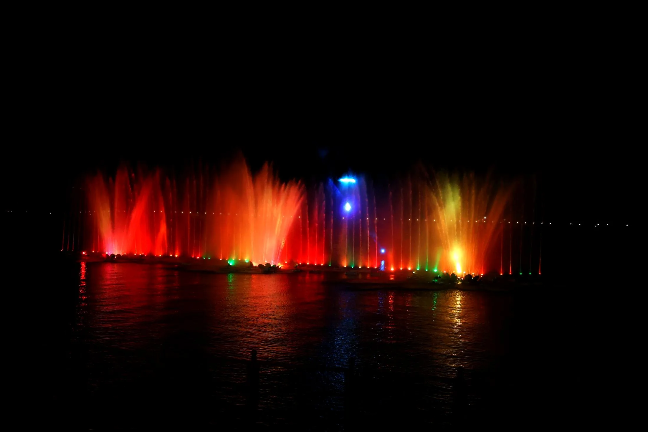 Show night at Shoolpaneshwar Ghat, Statue of Unity